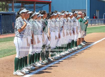 Thumbnail 3 in Dinuba vs. Selma (CIF DIII Final) photogallery.