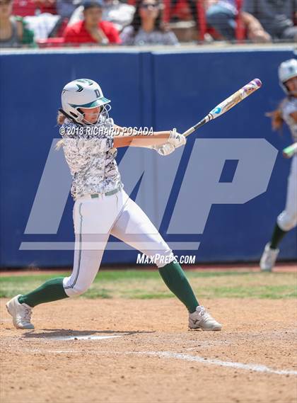Thumbnail 2 in Dinuba vs. Selma (CIF DIII Final) photogallery.