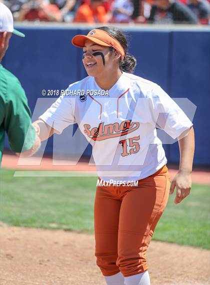 Thumbnail 3 in Dinuba vs. Selma (CIF DIII Final) photogallery.
