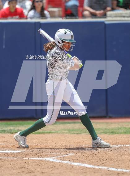 Thumbnail 3 in Dinuba vs. Selma (CIF DIII Final) photogallery.