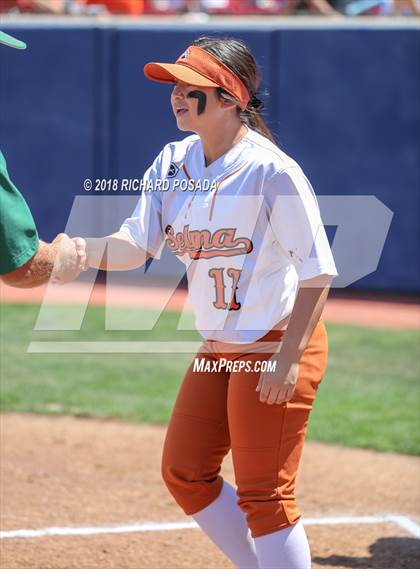 Thumbnail 1 in Dinuba vs. Selma (CIF DIII Final) photogallery.
