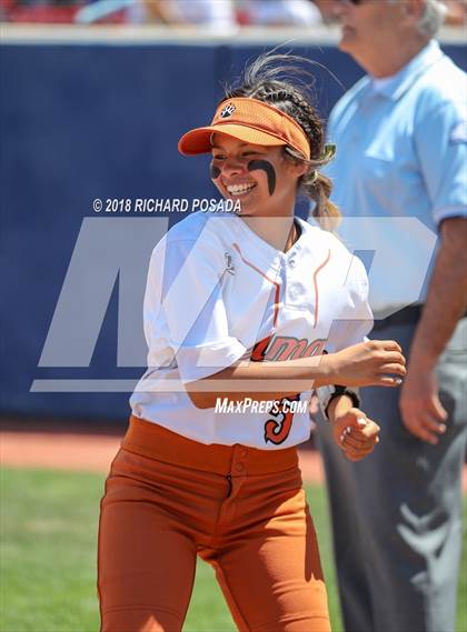 Thumbnail 1 in Dinuba vs. Selma (CIF DIII Final) photogallery.