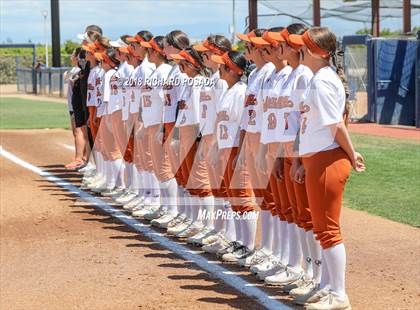 Thumbnail 1 in Dinuba vs. Selma (CIF DIII Final) photogallery.