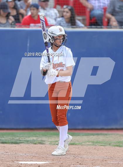 Thumbnail 3 in Dinuba vs. Selma (CIF DIII Final) photogallery.