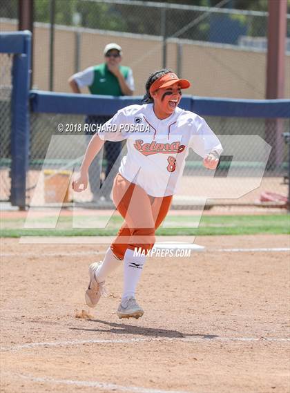 Thumbnail 3 in Dinuba vs. Selma (CIF DIII Final) photogallery.