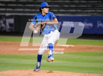 Thumbnail 3 in Salpointe Catholic vs Mesquite (AIA 4A Final) photogallery.
