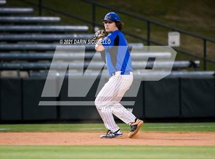 Thumbnail 3 in Salpointe Catholic vs Mesquite (AIA 4A Final) photogallery.