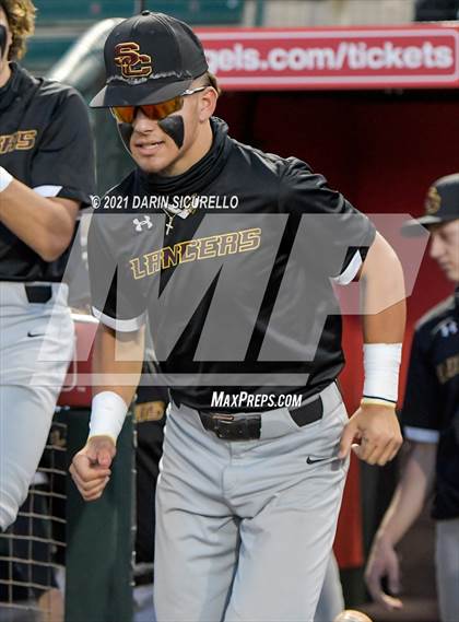 Thumbnail 2 in Salpointe Catholic vs Mesquite (AIA 4A Final) photogallery.