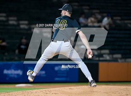 Thumbnail 2 in Salpointe Catholic vs Mesquite (AIA 4A Final) photogallery.