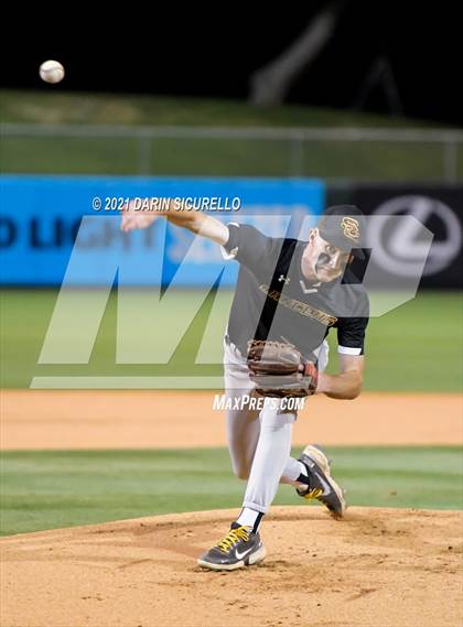 Thumbnail 1 in Salpointe Catholic vs Mesquite (AIA 4A Final) photogallery.