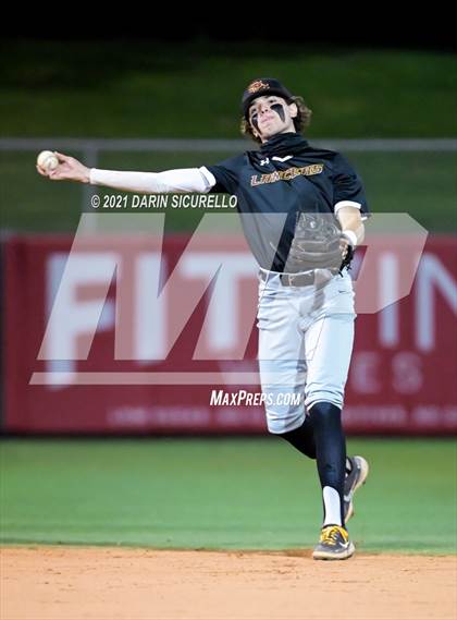 Thumbnail 3 in Salpointe Catholic vs Mesquite (AIA 4A Final) photogallery.