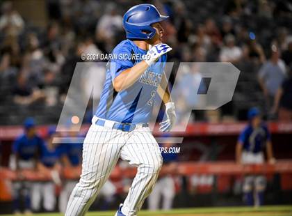 Thumbnail 2 in Salpointe Catholic vs Mesquite (AIA 4A Final) photogallery.