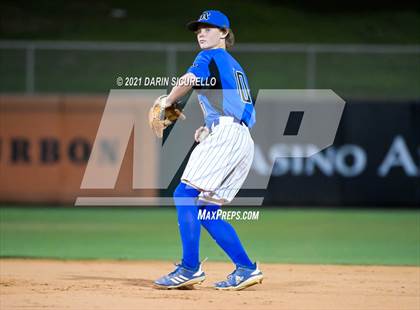 Thumbnail 3 in Salpointe Catholic vs Mesquite (AIA 4A Final) photogallery.