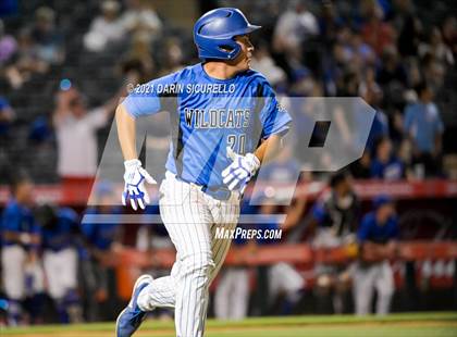 Thumbnail 1 in Salpointe Catholic vs Mesquite (AIA 4A Final) photogallery.