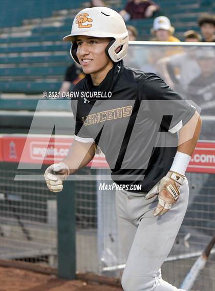 Thumbnail 2 in Salpointe Catholic vs Mesquite (AIA 4A Final) photogallery.