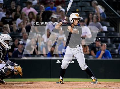 Thumbnail 2 in Salpointe Catholic vs Mesquite (AIA 4A Final) photogallery.