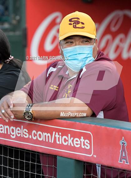 Thumbnail 2 in Salpointe Catholic vs Mesquite (AIA 4A Final) photogallery.