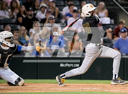 Thumbnail 1 in Salpointe Catholic vs Mesquite (AIA 4A Final) photogallery.