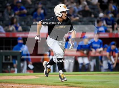 Thumbnail 1 in Salpointe Catholic vs Mesquite (AIA 4A Final) photogallery.