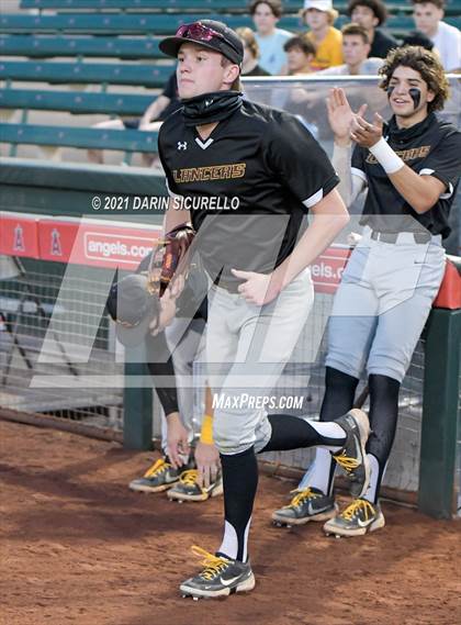 Thumbnail 1 in Salpointe Catholic vs Mesquite (AIA 4A Final) photogallery.