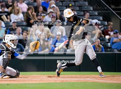 Thumbnail 1 in Salpointe Catholic vs Mesquite (AIA 4A Final) photogallery.
