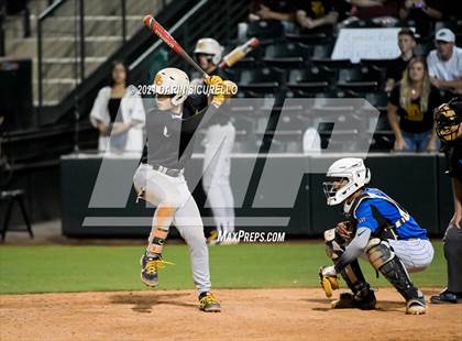 Thumbnail 1 in Salpointe Catholic vs Mesquite (AIA 4A Final) photogallery.