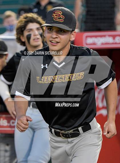 Thumbnail 3 in Salpointe Catholic vs Mesquite (AIA 4A Final) photogallery.