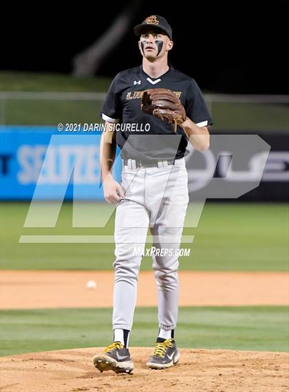 Thumbnail 3 in Salpointe Catholic vs Mesquite (AIA 4A Final) photogallery.
