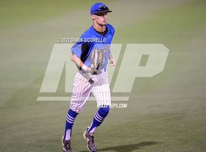 Thumbnail 3 in Salpointe Catholic vs Mesquite (AIA 4A Final) photogallery.
