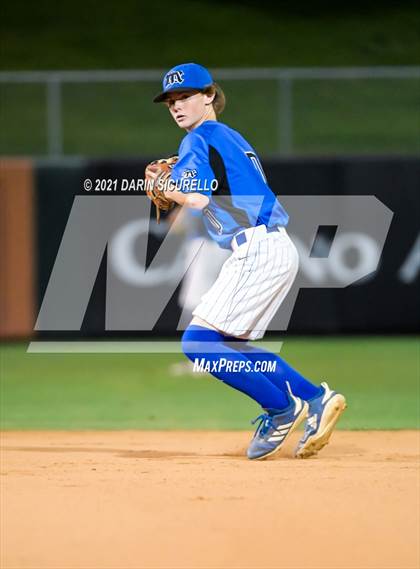 Thumbnail 3 in Salpointe Catholic vs Mesquite (AIA 4A Final) photogallery.
