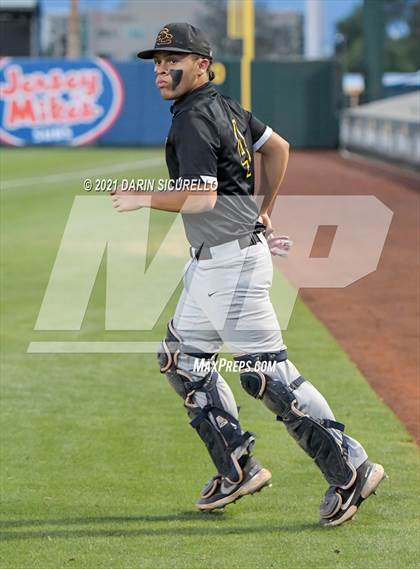 Thumbnail 1 in Salpointe Catholic vs Mesquite (AIA 4A Final) photogallery.