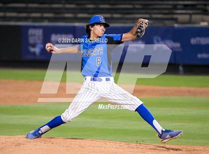 Thumbnail 1 in Salpointe Catholic vs Mesquite (AIA 4A Final) photogallery.