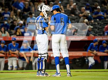 Thumbnail 3 in Salpointe Catholic vs Mesquite (AIA 4A Final) photogallery.