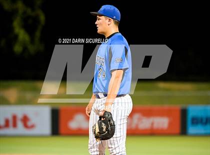 Thumbnail 3 in Salpointe Catholic vs Mesquite (AIA 4A Final) photogallery.