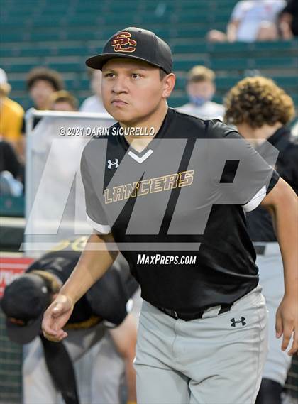 Thumbnail 3 in Salpointe Catholic vs Mesquite (AIA 4A Final) photogallery.