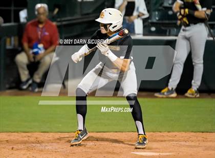 Thumbnail 3 in Salpointe Catholic vs Mesquite (AIA 4A Final) photogallery.