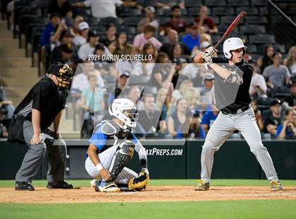 Thumbnail 2 in Salpointe Catholic vs Mesquite (AIA 4A Final) photogallery.