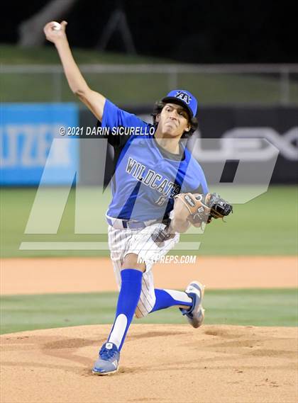 Thumbnail 1 in Salpointe Catholic vs Mesquite (AIA 4A Final) photogallery.