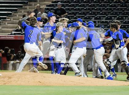 Thumbnail 2 in Salpointe Catholic vs Mesquite (AIA 4A Final) photogallery.