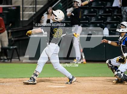 Thumbnail 1 in Salpointe Catholic vs Mesquite (AIA 4A Final) photogallery.