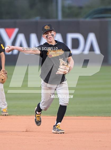 Thumbnail 1 in Salpointe Catholic vs Mesquite (AIA 4A Final) photogallery.