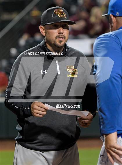 Thumbnail 1 in Salpointe Catholic vs Mesquite (AIA 4A Final) photogallery.