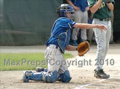 Thumbnail 2 in Haddam-Killingworth vs. Holy Cross (CIAC Class M Quarterfinal) photogallery.