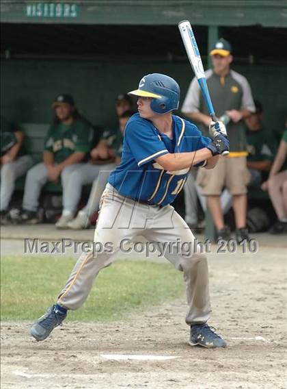 Thumbnail 3 in Haddam-Killingworth vs. Holy Cross (CIAC Class M Quarterfinal) photogallery.