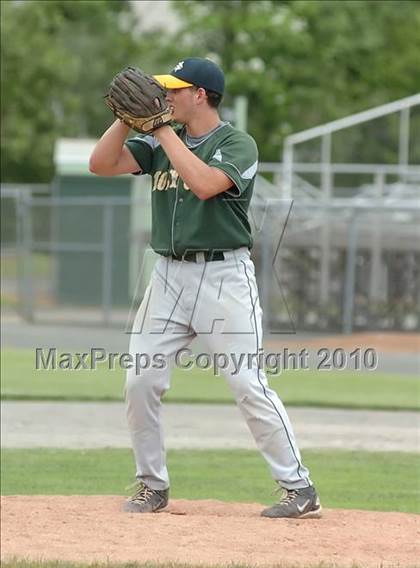 Thumbnail 1 in Haddam-Killingworth vs. Holy Cross (CIAC Class M Quarterfinal) photogallery.