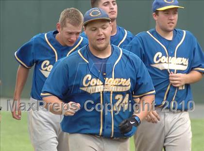 Thumbnail 1 in Haddam-Killingworth vs. Holy Cross (CIAC Class M Quarterfinal) photogallery.