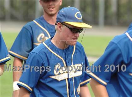 Thumbnail 1 in Haddam-Killingworth vs. Holy Cross (CIAC Class M Quarterfinal) photogallery.