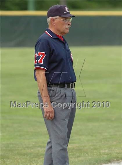 Thumbnail 1 in Haddam-Killingworth vs. Holy Cross (CIAC Class M Quarterfinal) photogallery.