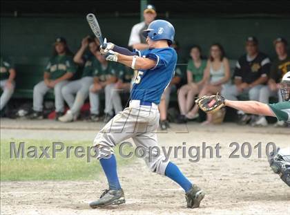 Thumbnail 1 in Haddam-Killingworth vs. Holy Cross (CIAC Class M Quarterfinal) photogallery.