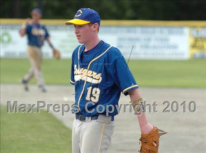 Thumbnail 3 in Haddam-Killingworth vs. Holy Cross (CIAC Class M Quarterfinal) photogallery.